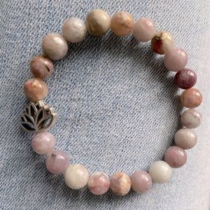 Lotus & Agate Gemstone Bracelet